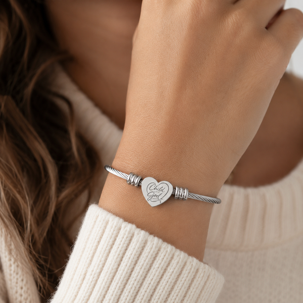 Engravable Heart Cuff Bracelet — Personalized Silver Cable Bangle for Gifts & Anniversaries